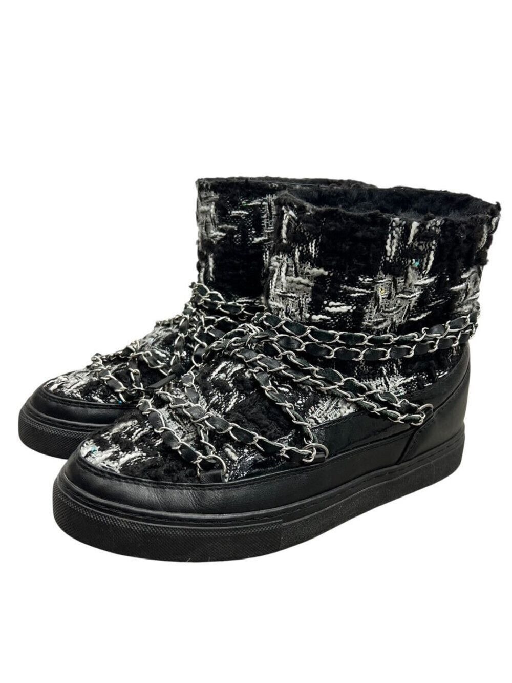 Inuikii Black White Tartan Tweed Sherpa lined chain detail Winter Boots EU 38/7 - Picture 3 of 14
